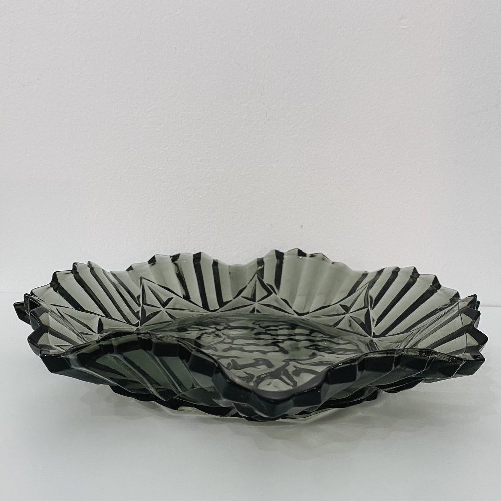 VTG Smokey Grey Glass 11" Ruffle Dish